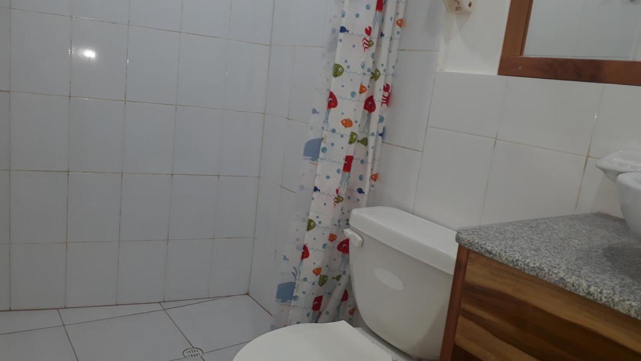 Hostal Marysol ปูแอร์โตอาโยรา ภายนอก รูปภาพ