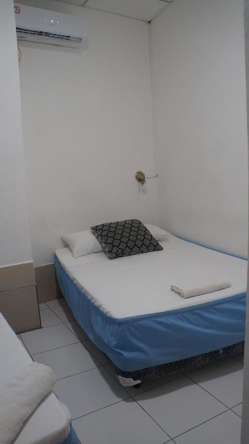 Hostal Marysol ปูแอร์โตอาโยรา ภายนอก รูปภาพ