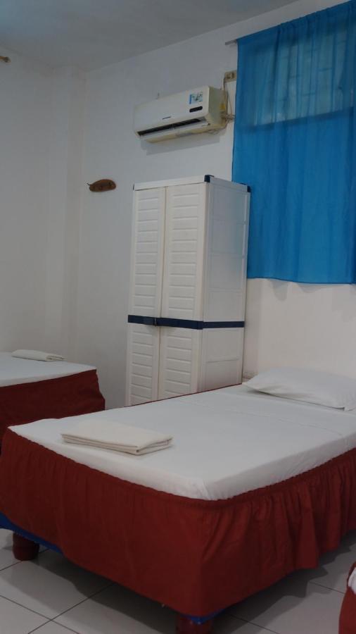 Hostal Marysol ปูแอร์โตอาโยรา ภายนอก รูปภาพ